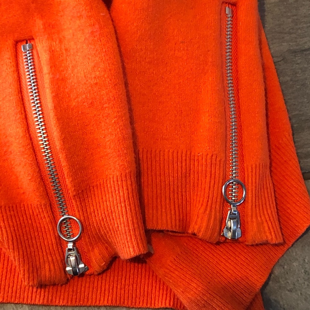Tahari orange sweater - Picture 4 of 5